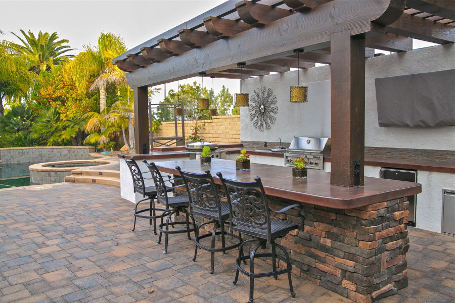 Elite Landscape Concrete | Outdoor Kitchen & BBQ Island | Corona